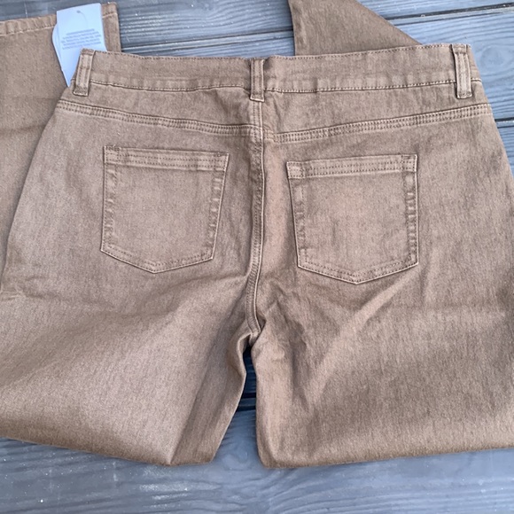 Diane Gilman brand new olive brown capri with zippers at ankles - Picture 4 of 6